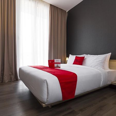 Reddoorz Plus Near Perbanas จาการ์ตา ภายนอก รูปภาพ