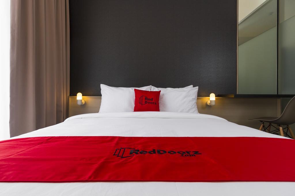 Reddoorz Plus Near Perbanas จาการ์ตา ภายนอก รูปภาพ