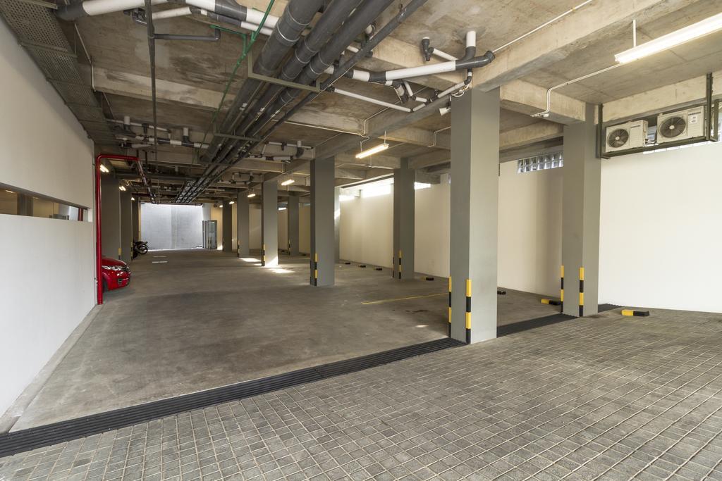 Reddoorz Plus Near Perbanas จาการ์ตา ภายนอก รูปภาพ